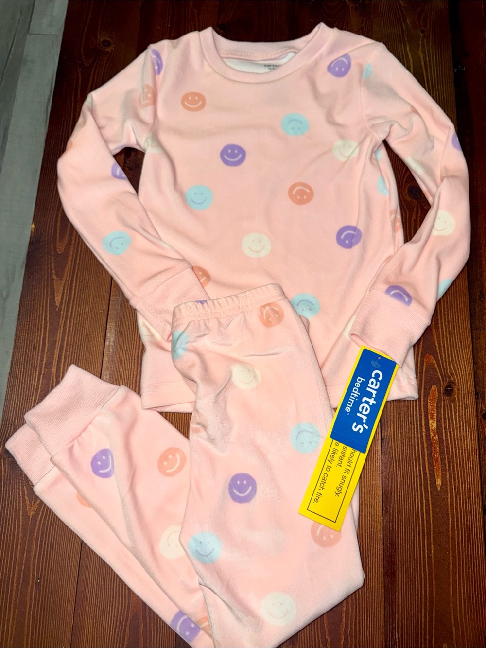 NWT- Carter’s Girls Pink Smiley Face DreamPlush 2 Piece Pajama Set up| Size: 4T